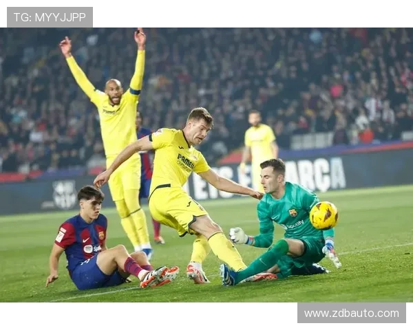 巴萨瞄准高效替补中锋瑟洛特